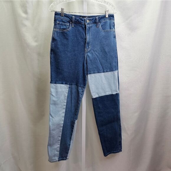 Hollister Ultra High Rise Patchwork Mom Jeans in Medium Wash Size 9R/29 - Picture 4 of 11